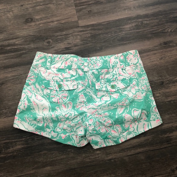 Lilly Pulitzer shorts - Picture 2 of 4